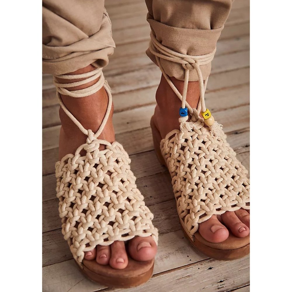 šLAST CHANCEš FREE PEOPLE Candy Crochet Clog / Tea - Picture 2 of 11